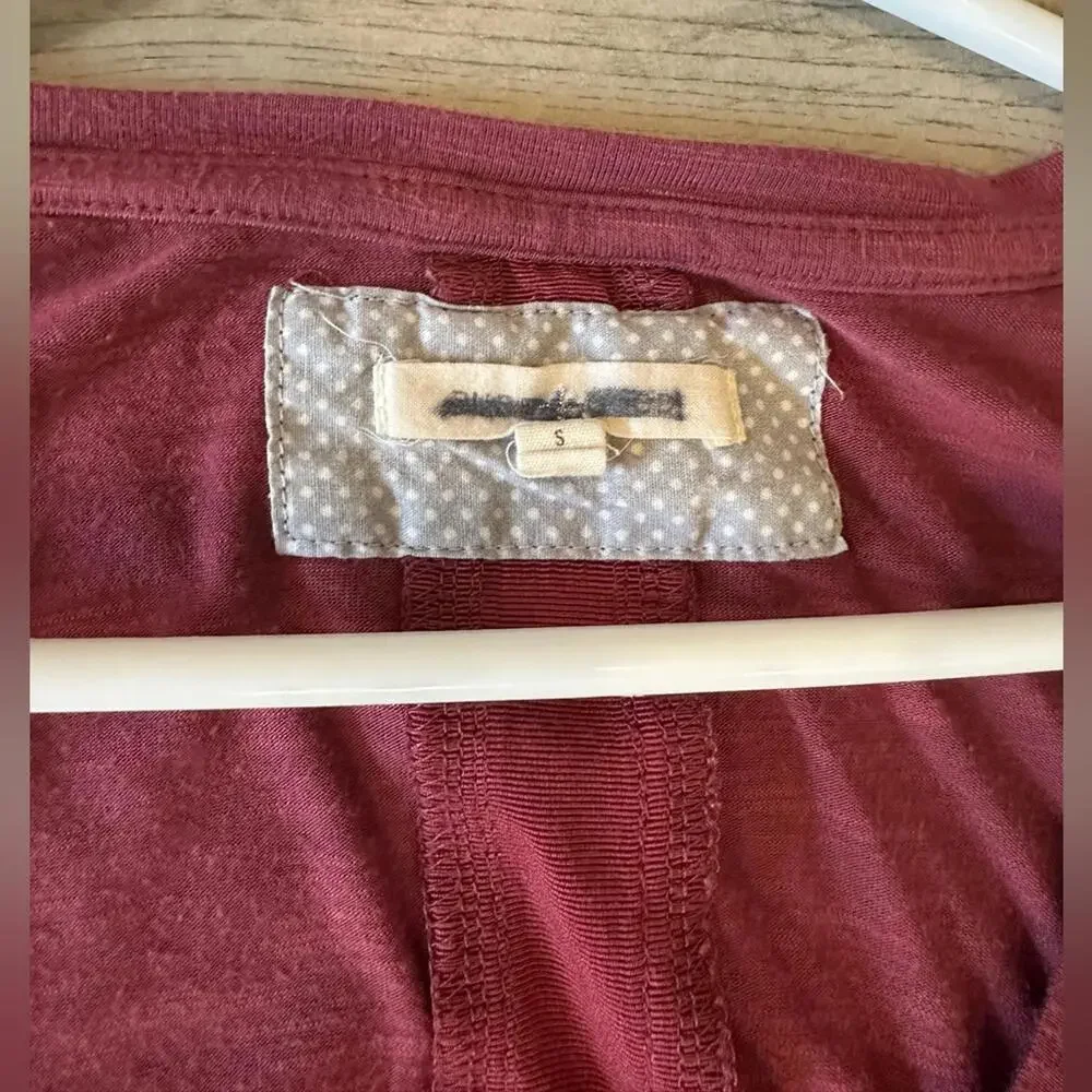 Red long sleeve womens shirt - Picture 3 of 3